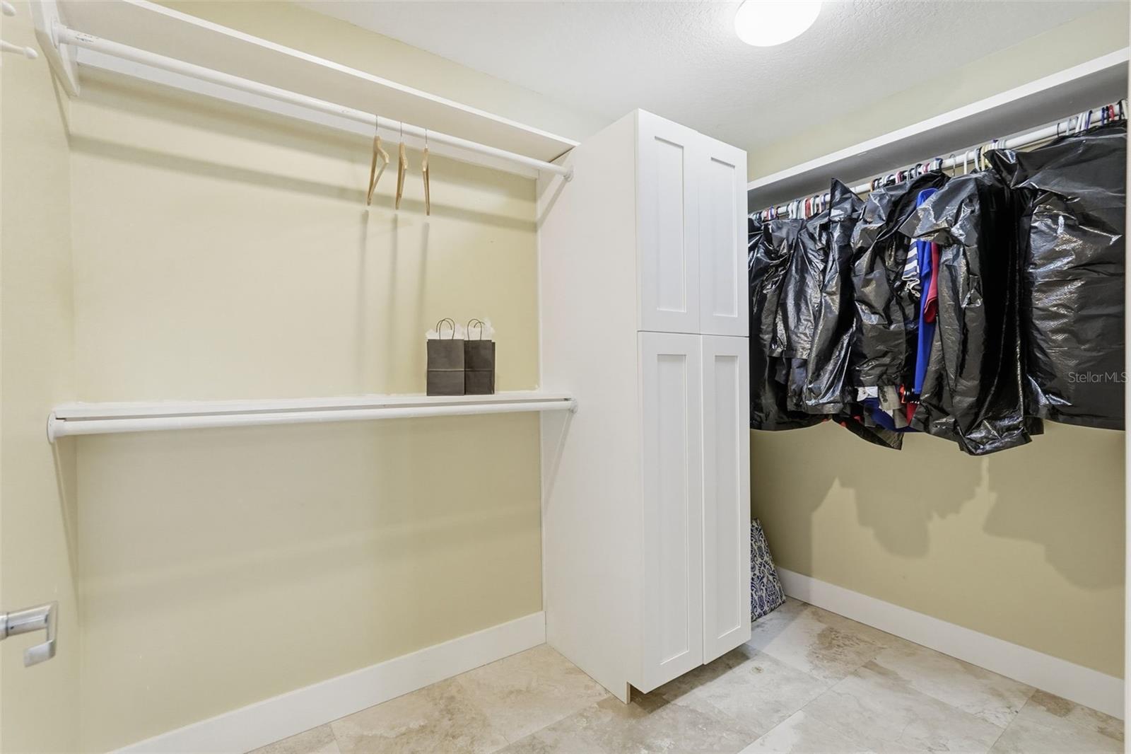 Image 24 of 47 For 15302 Harbor Drive