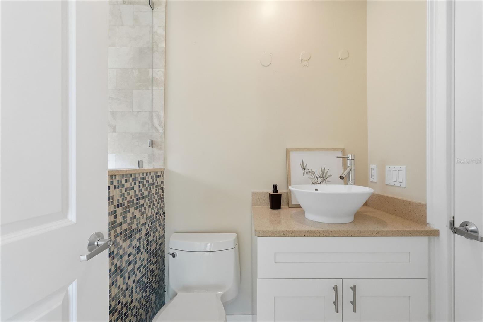 Image 28 of 47 For 15302 Harbor Drive