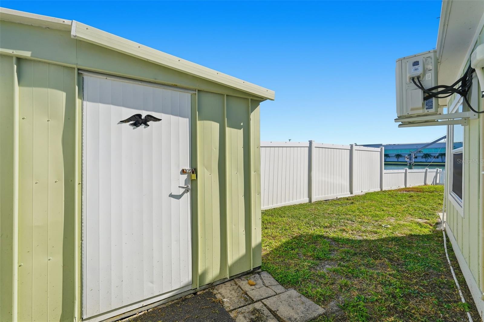 Image 38 of 47 For 15302 Harbor Drive