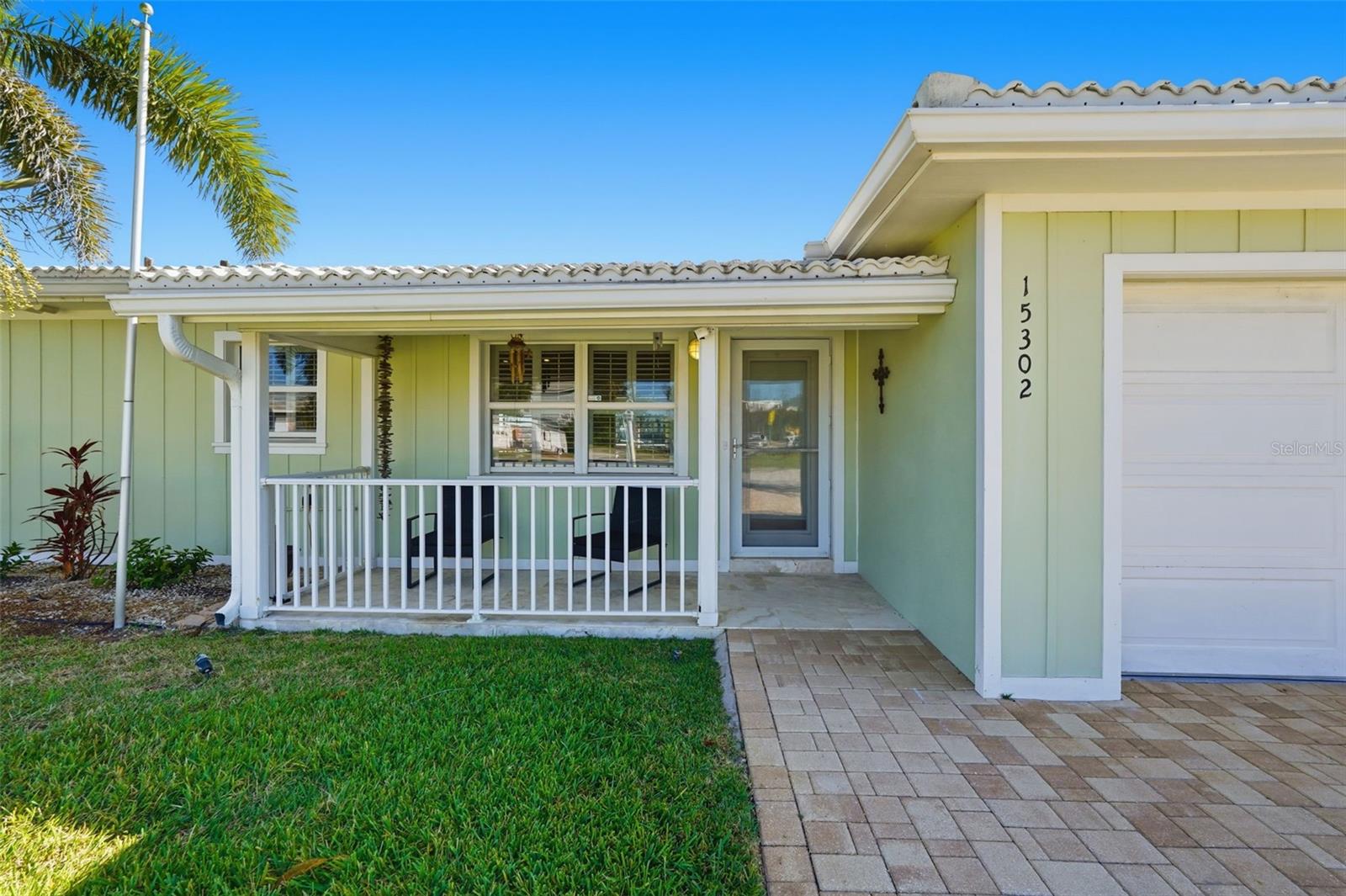 Image 4 of 47 For 15302 Harbor Drive