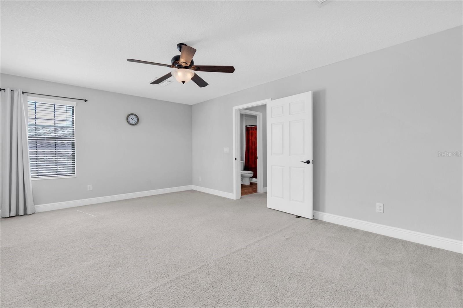 Image 30 of 73 For 12718 Burns Drive