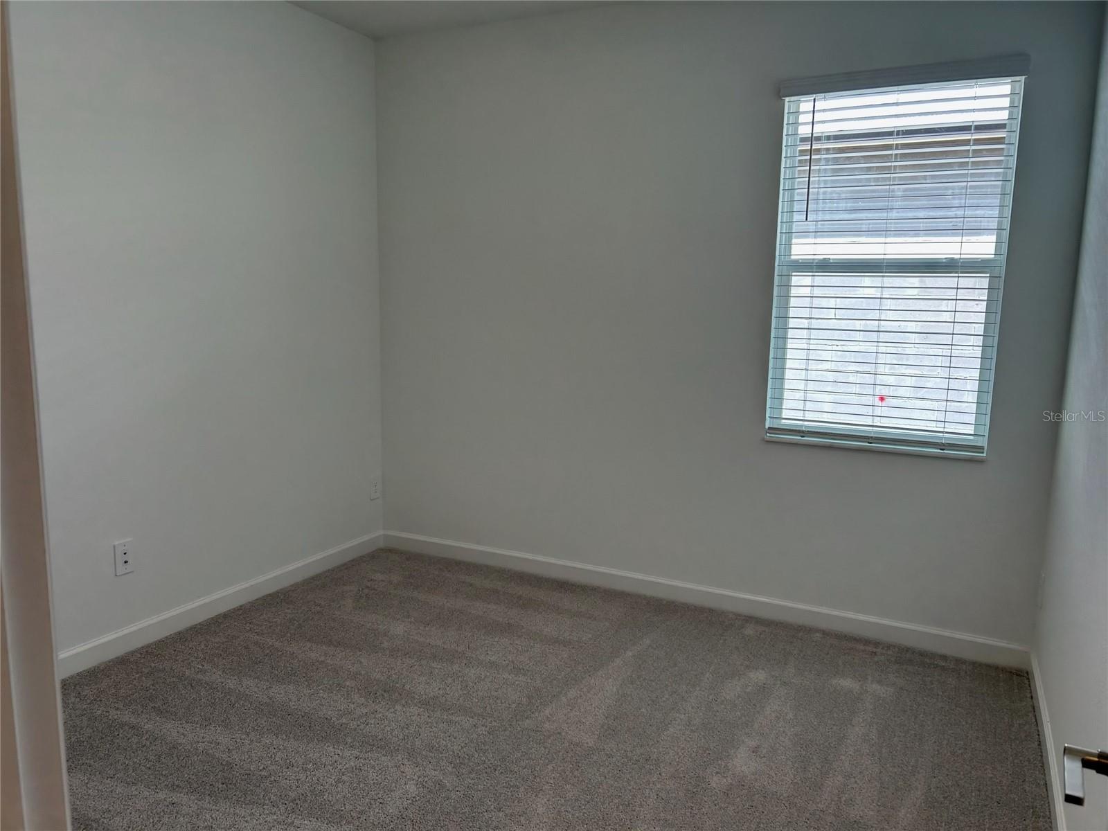 Image 10 of 27 For 32087 Griffin Sands Ln