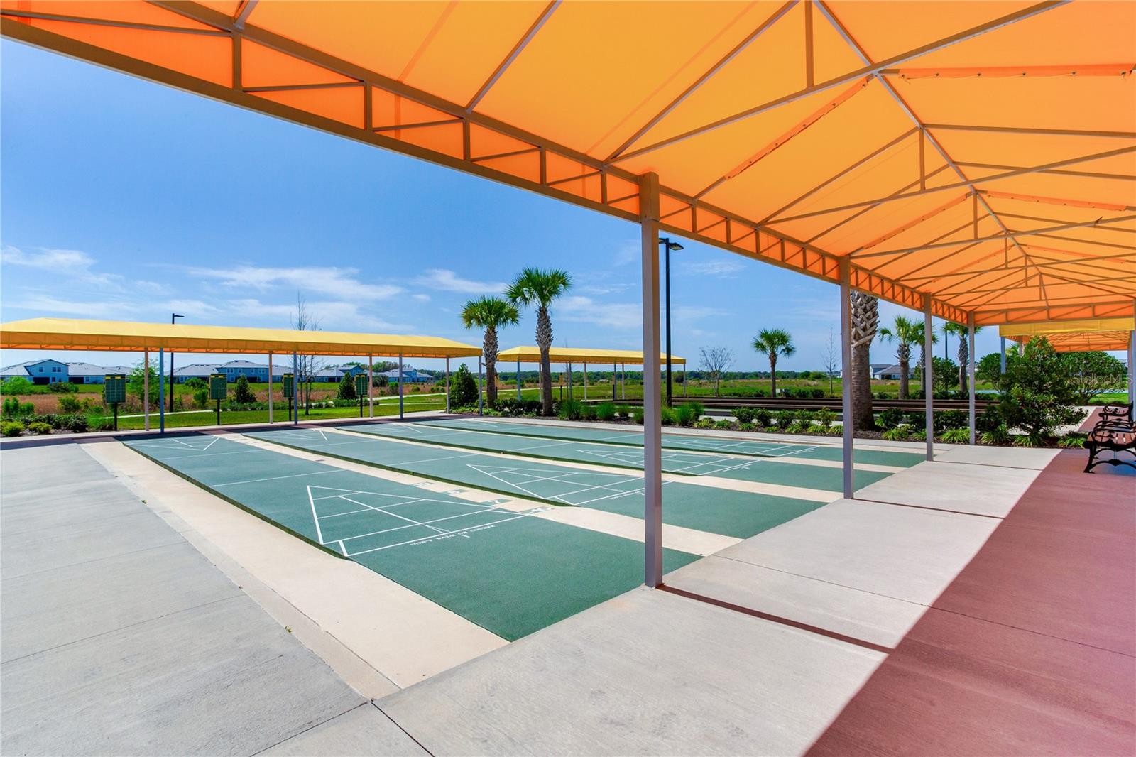 Image 33 of 37 For 32087 Griffin Sands Ln