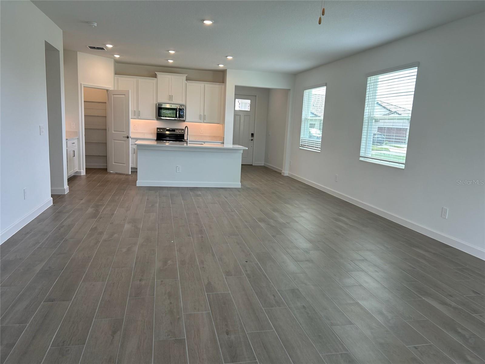 Image 8 of 27 For 32087 Griffin Sands Ln
