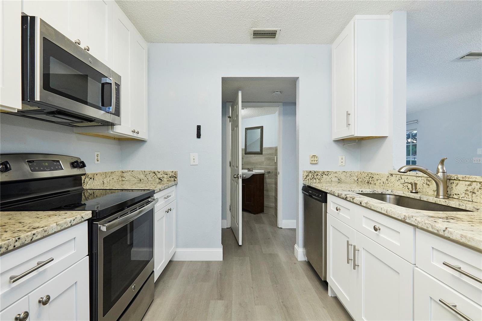 Image 22 of 53 For 1756 Fluorshire Drive