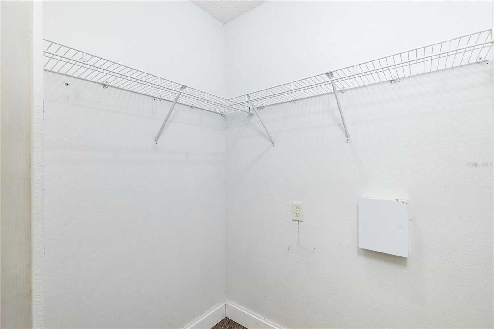Image 40 of 53 For 1756 Fluorshire Drive