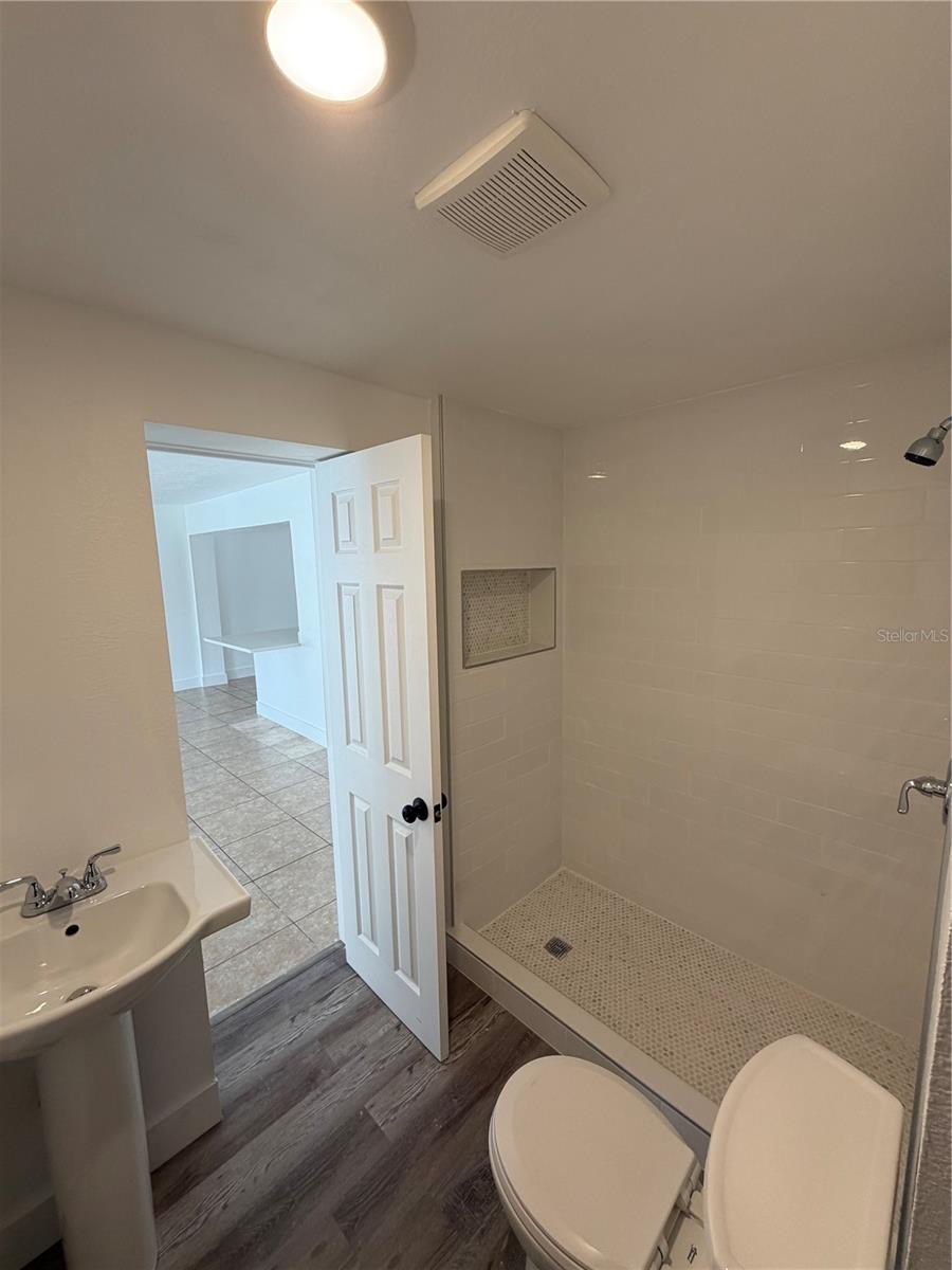 Image 16 of 24 For 1702 Dempsey Avenue