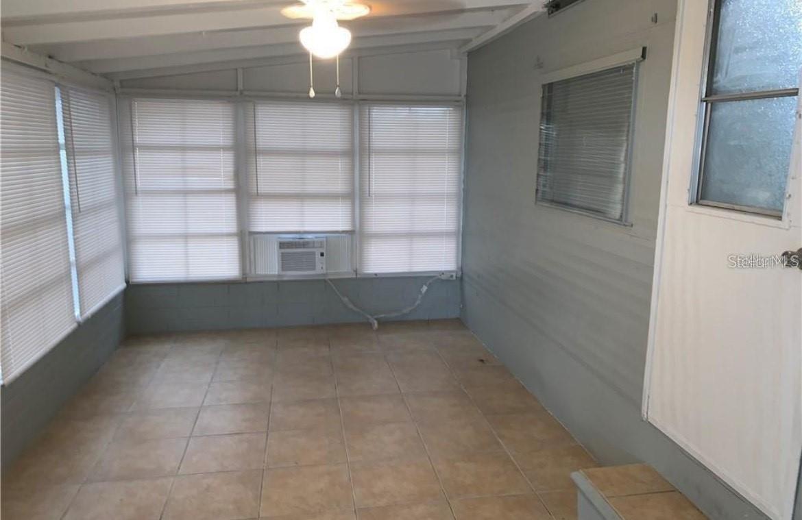 Image 7 of 9 For 20000 Us-19 N 610