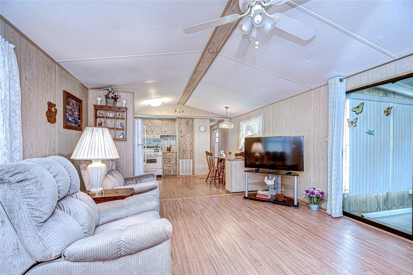 Image 7 of 39 For 39613 Sterling Drive