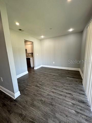 Image 4 of 16 For 7902 Coco Verde Street