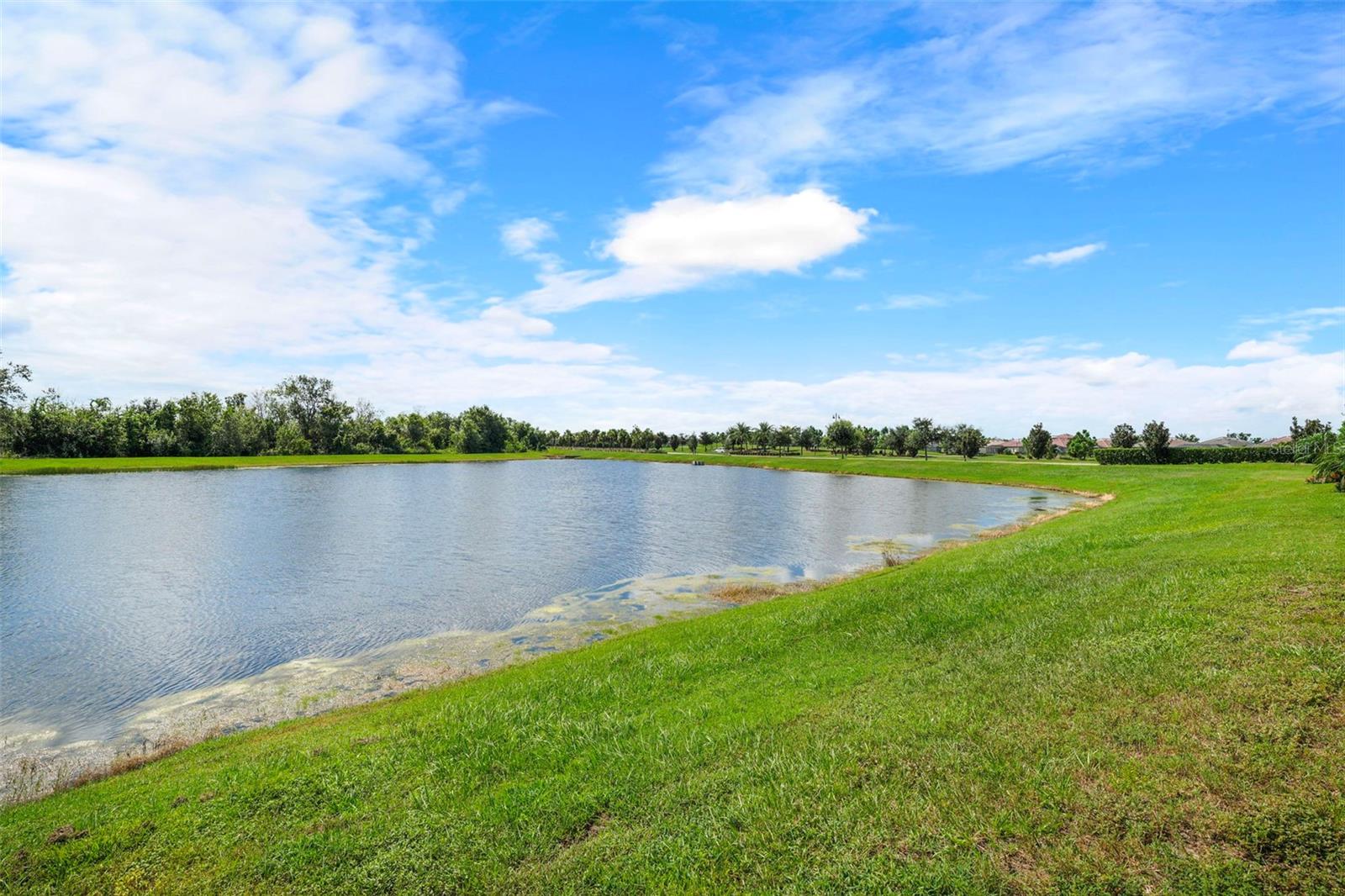 Image 36 of 63 For 5749 Cheech Glen