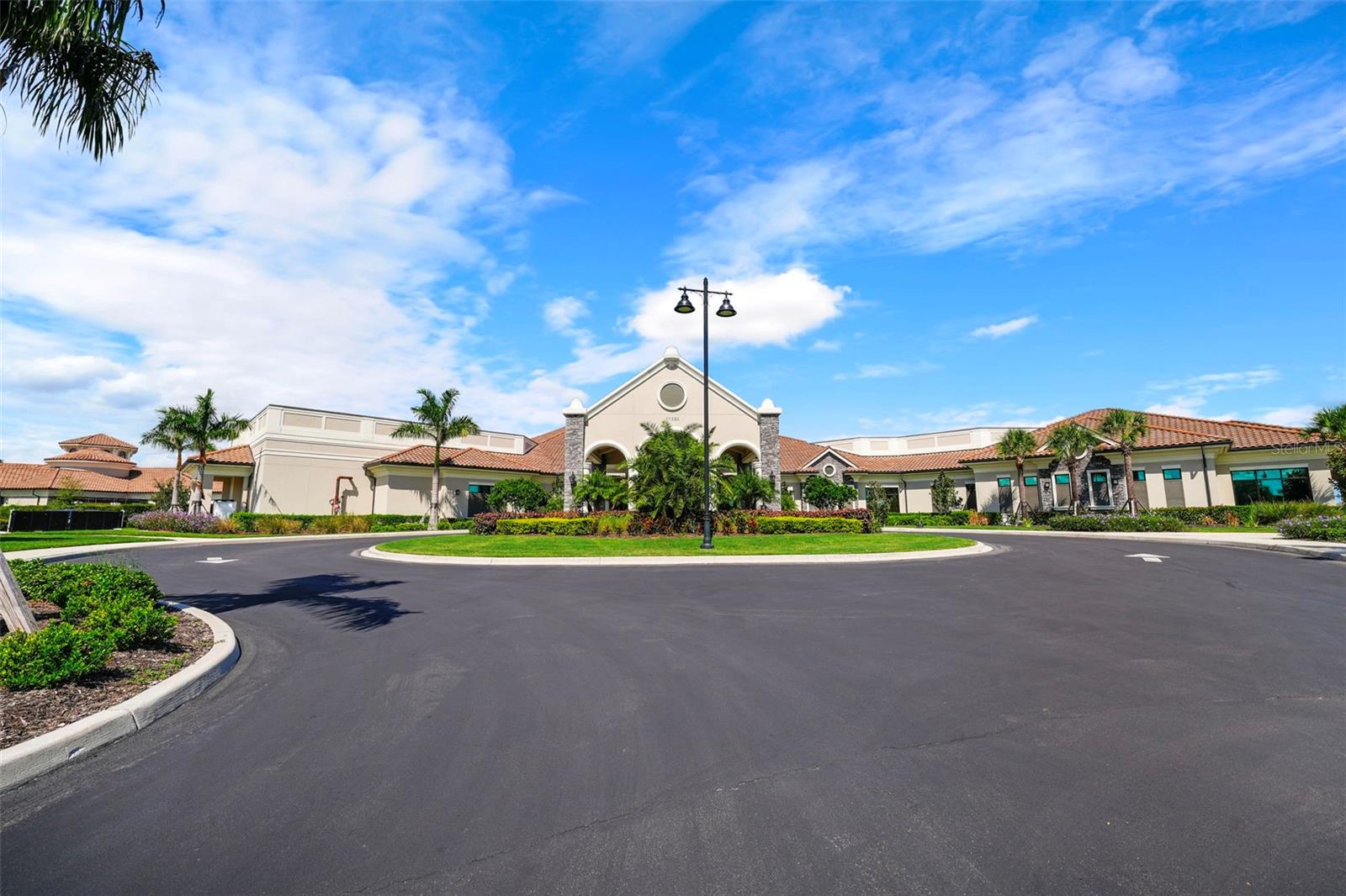 Image 46 of 63 For 5749 Cheech Glen