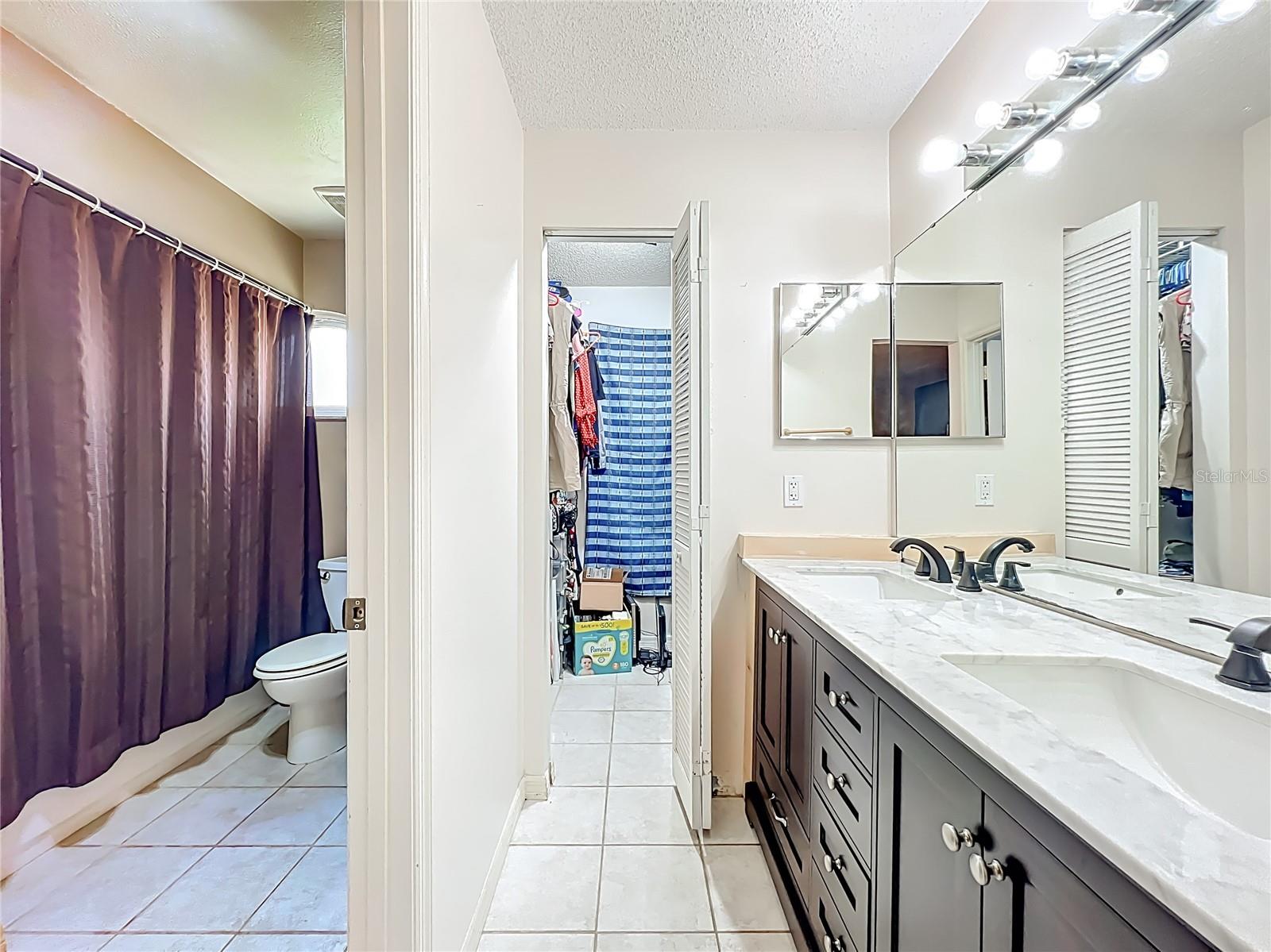 Image 27 of 43 For 4125 Gulfstream Bay Court