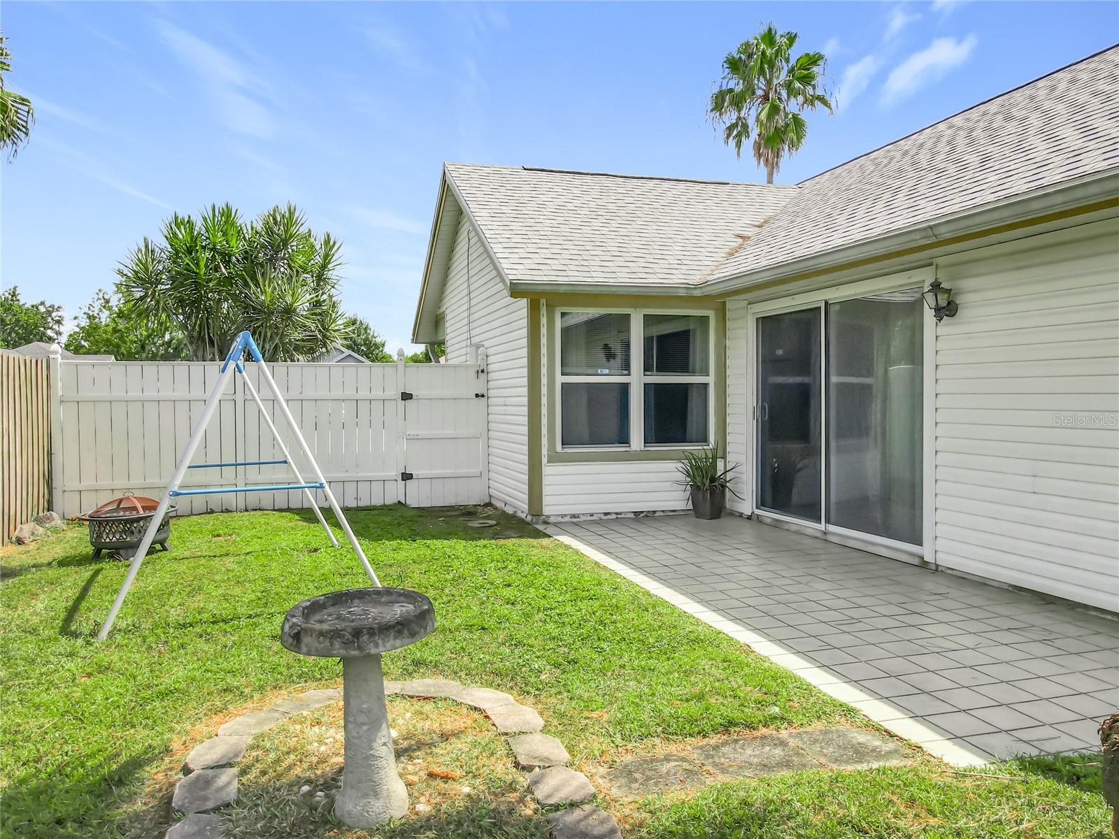 Image 35 of 43 For 4125 Gulfstream Bay Court