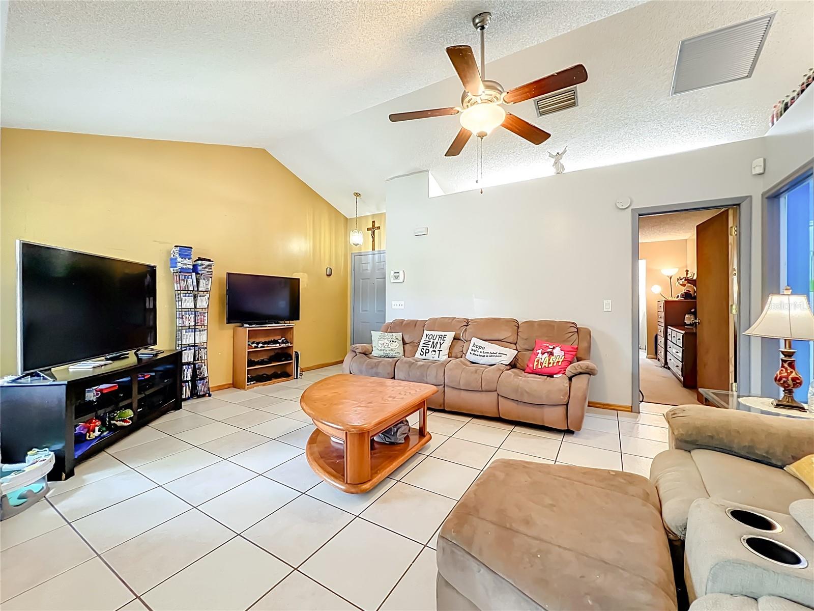 Image 9 of 43 For 4125 Gulfstream Bay Court