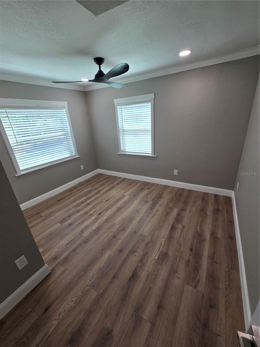 Image 6 of 18 For 101 Lemon Street 4