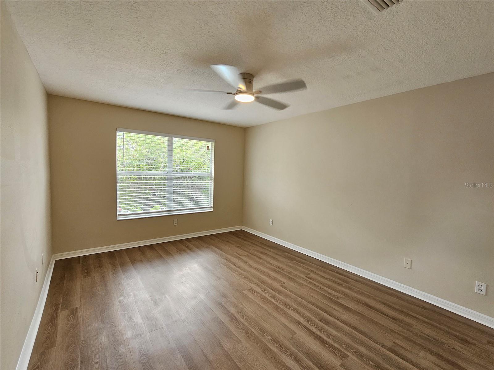Image 21 of 42 For 20225 Vintage Oaks Place