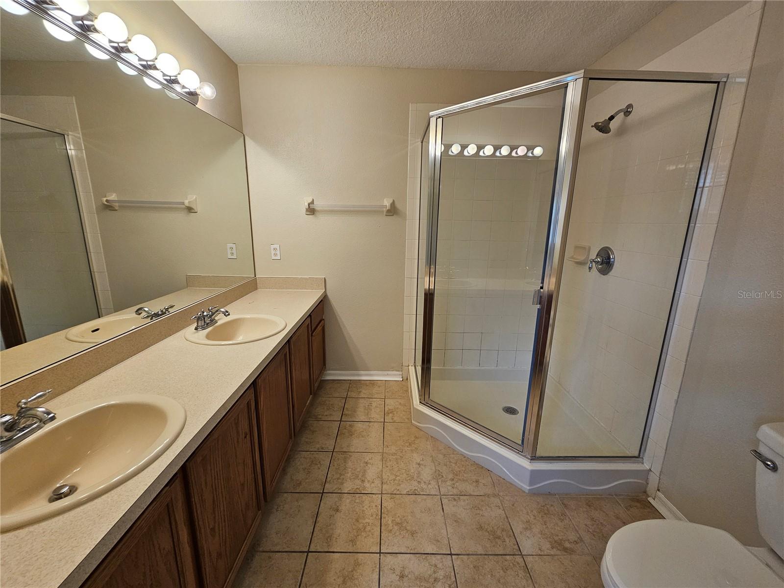Image 26 of 42 For 20225 Vintage Oaks Place