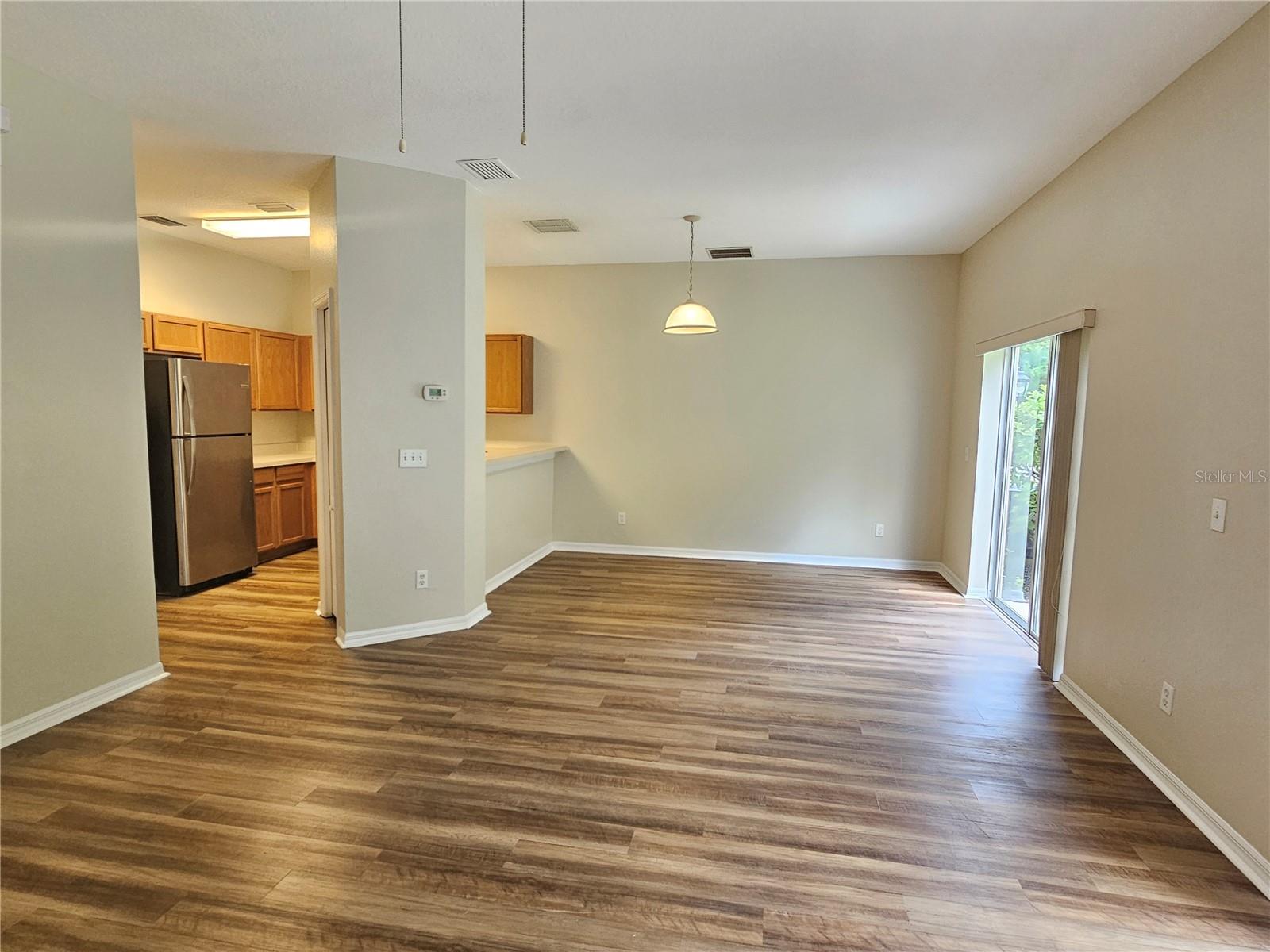 Image 3 of 42 For 20225 Vintage Oaks Place