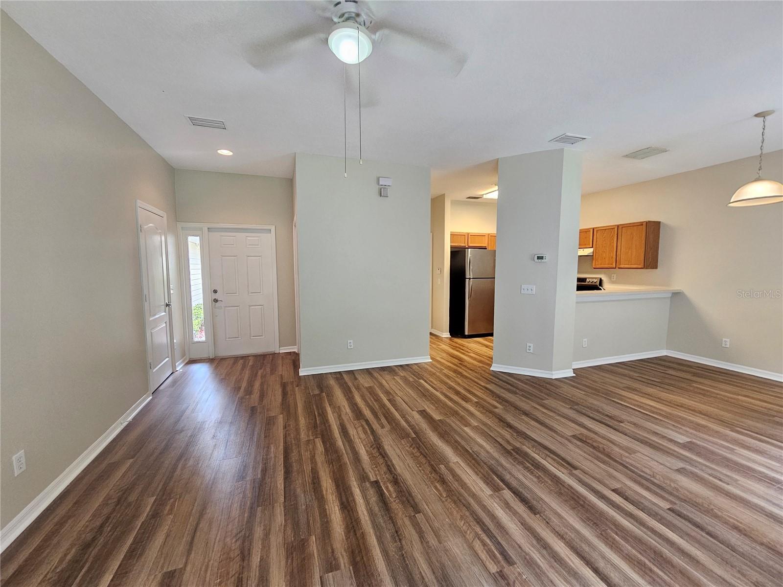 Image 4 of 42 For 20225 Vintage Oaks Place