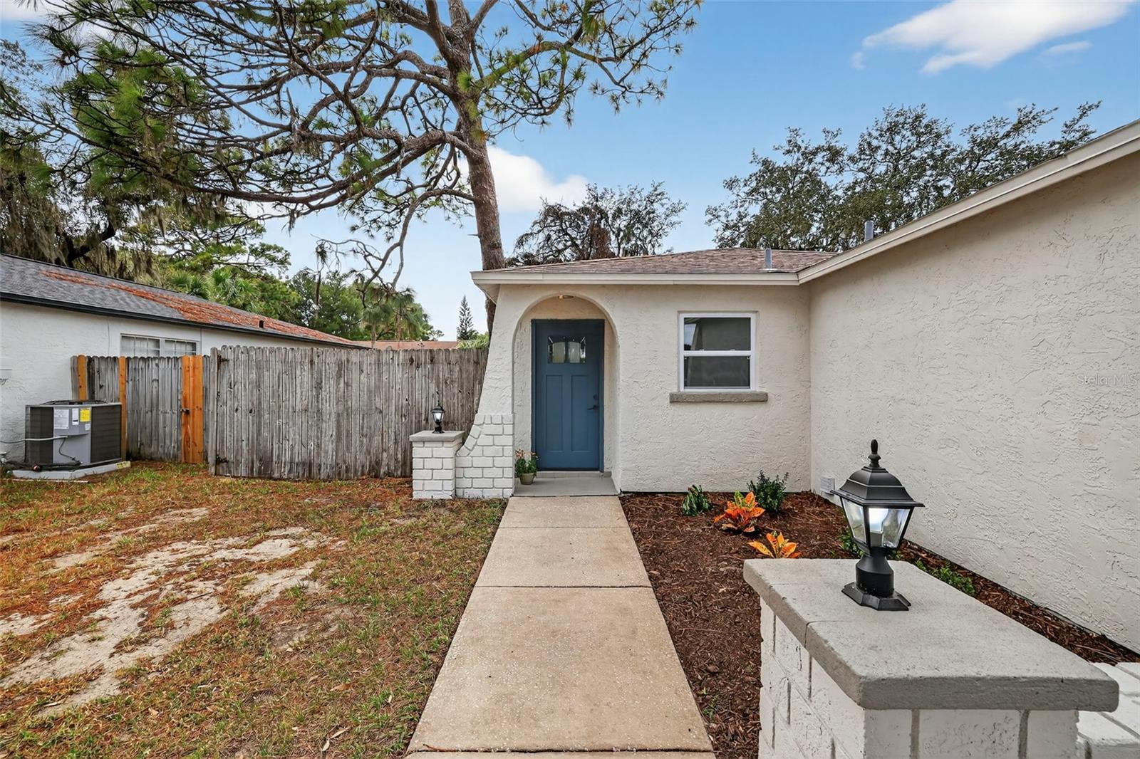 Image 2 of 34 For 5853 Harrison Street