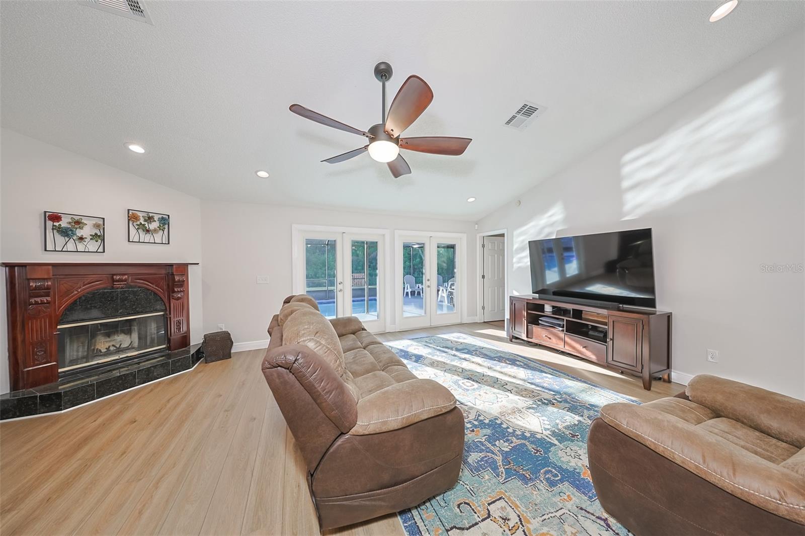 Image 10 of 55 For 12018 Steppingstone Boulevard