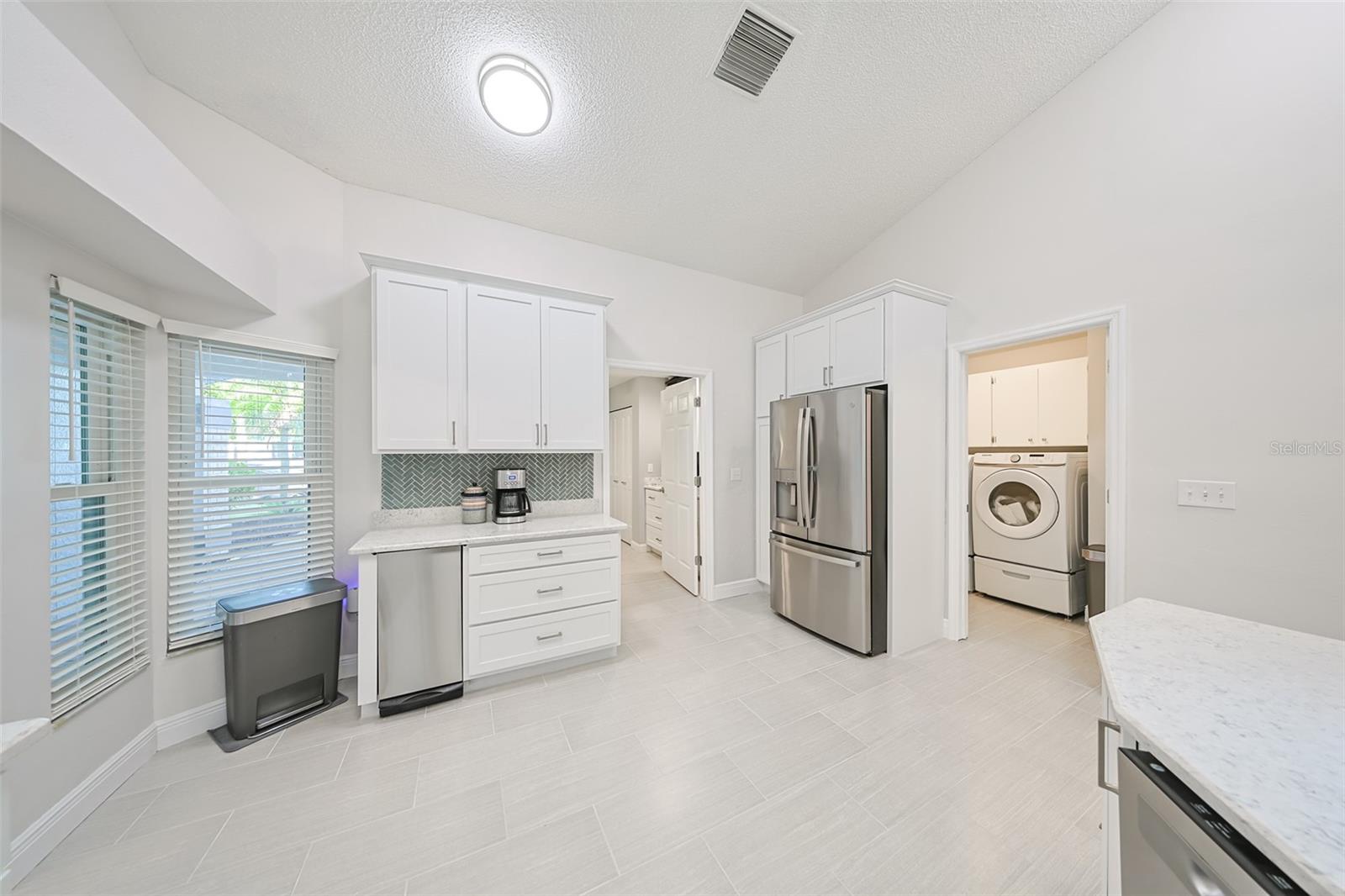 Image 19 of 55 For 12018 Steppingstone Boulevard