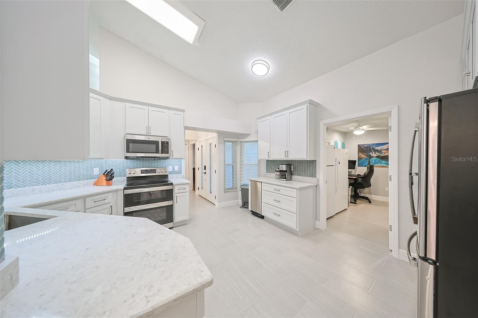 Image 20 of 55 For 12018 Steppingstone Boulevard