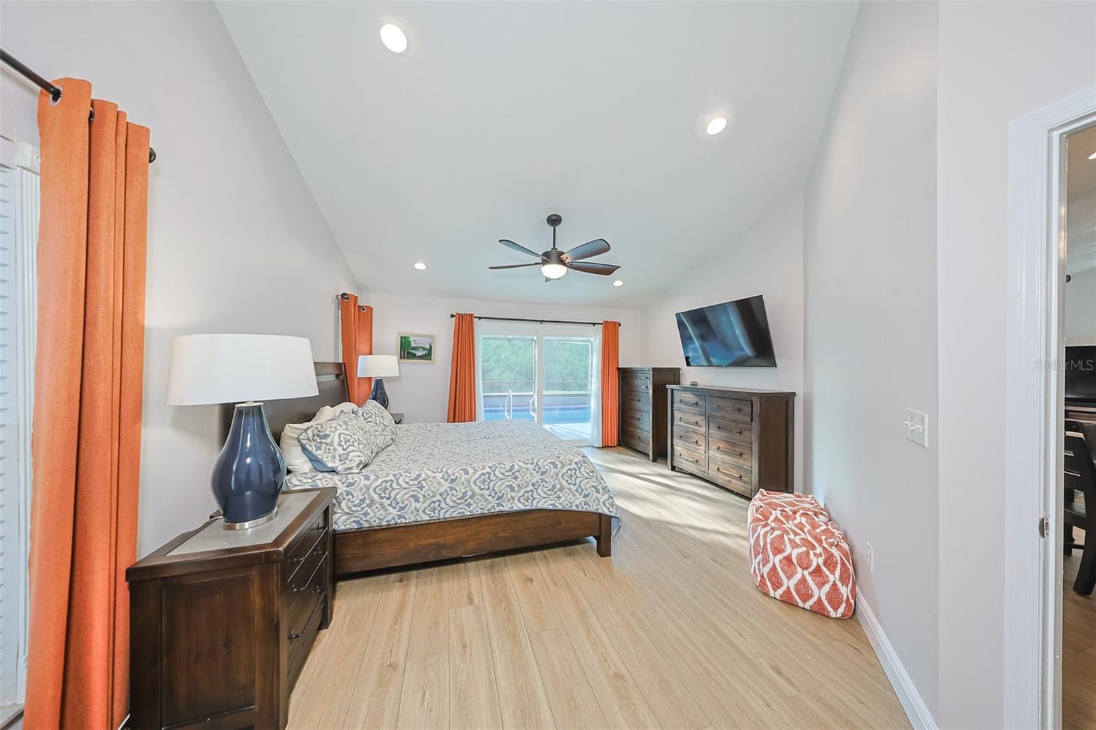 Image 24 of 55 For 12018 Steppingstone Boulevard