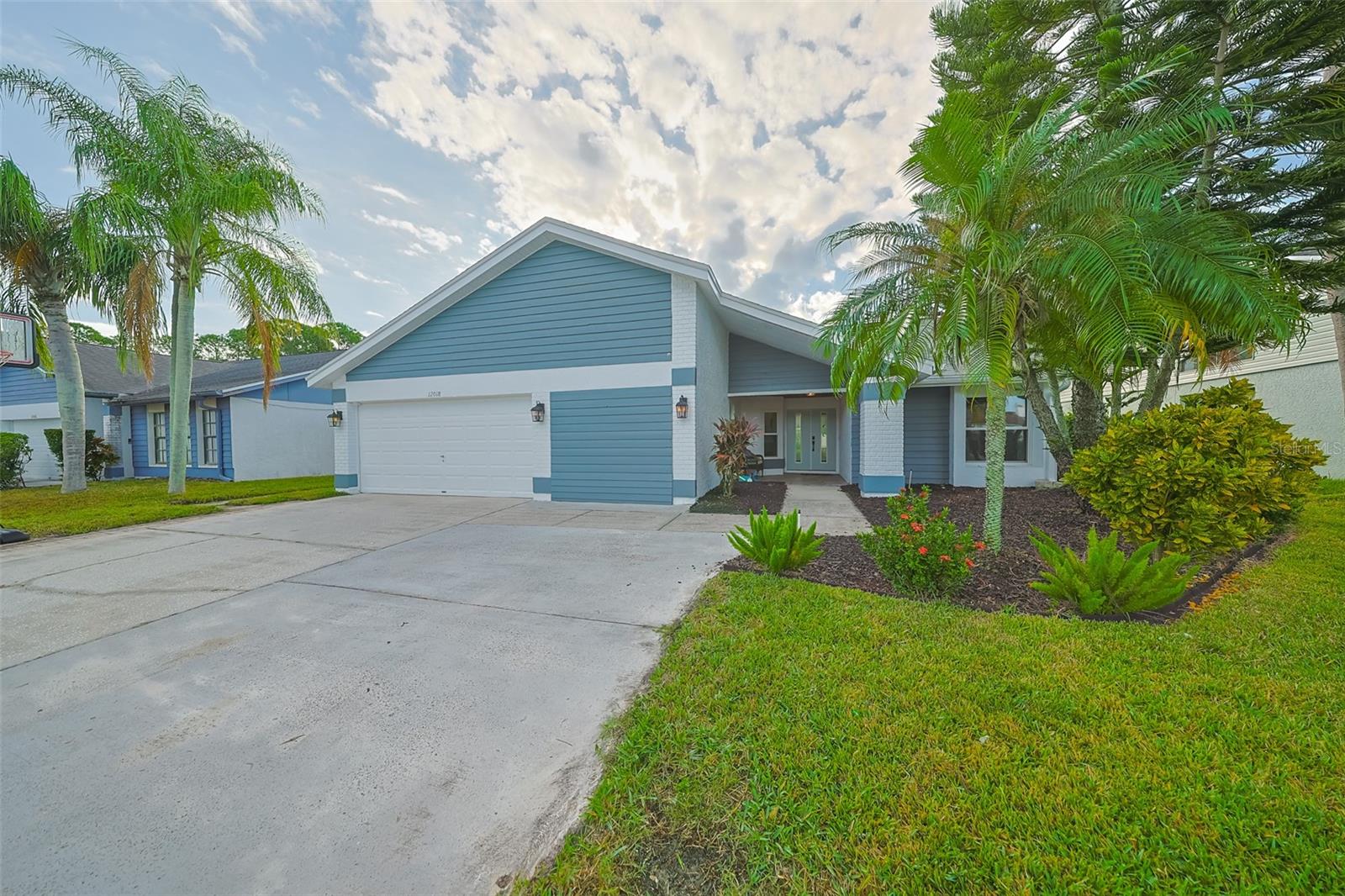 Image 44 of 55 For 12018 Steppingstone Boulevard