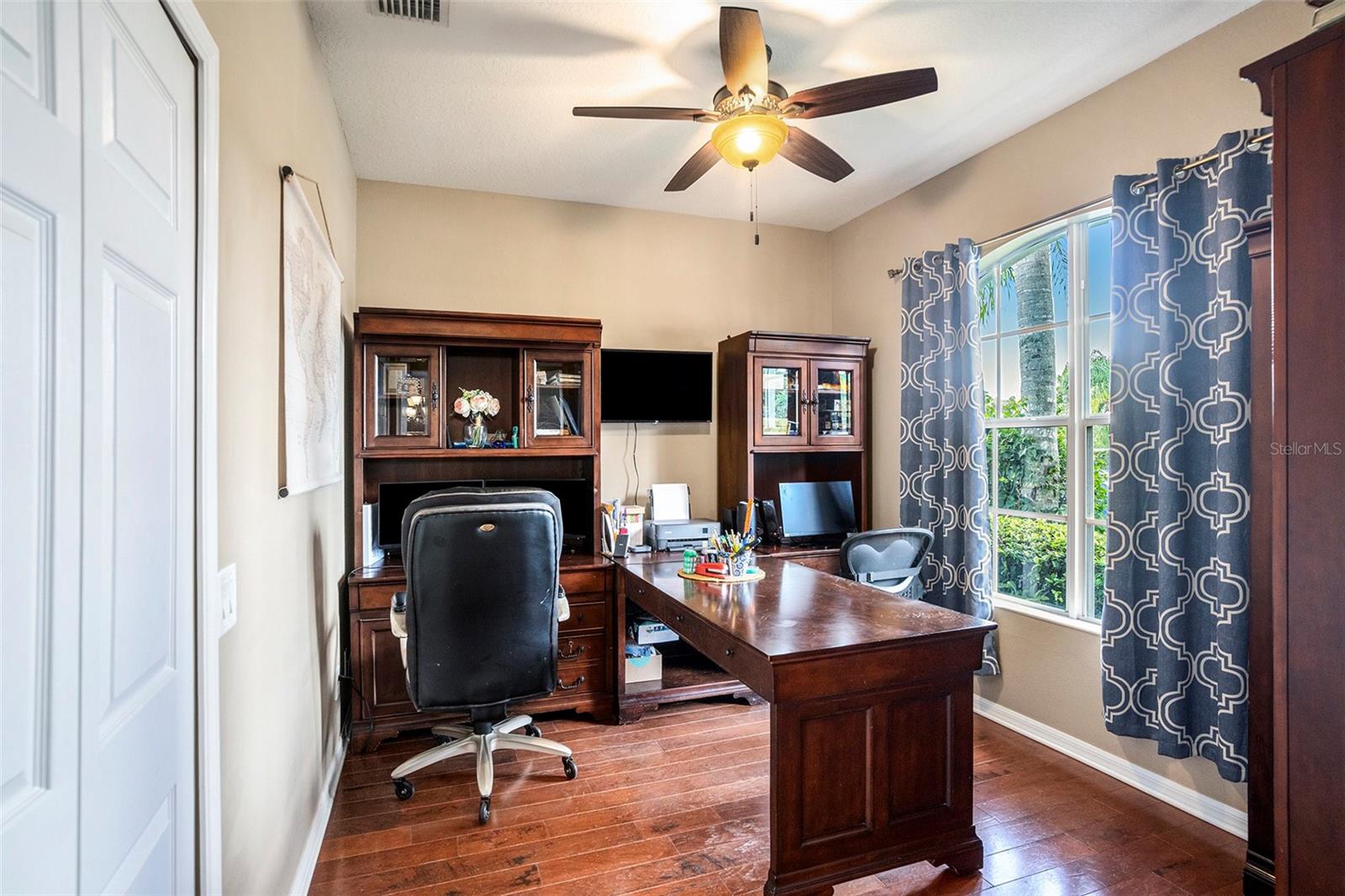 Image 15 of 33 For 8750 Crystal Creek Court