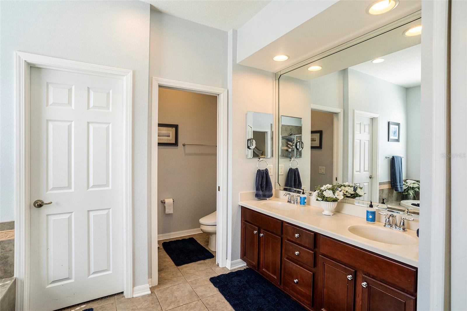 Image 18 of 33 For 8750 Crystal Creek Court