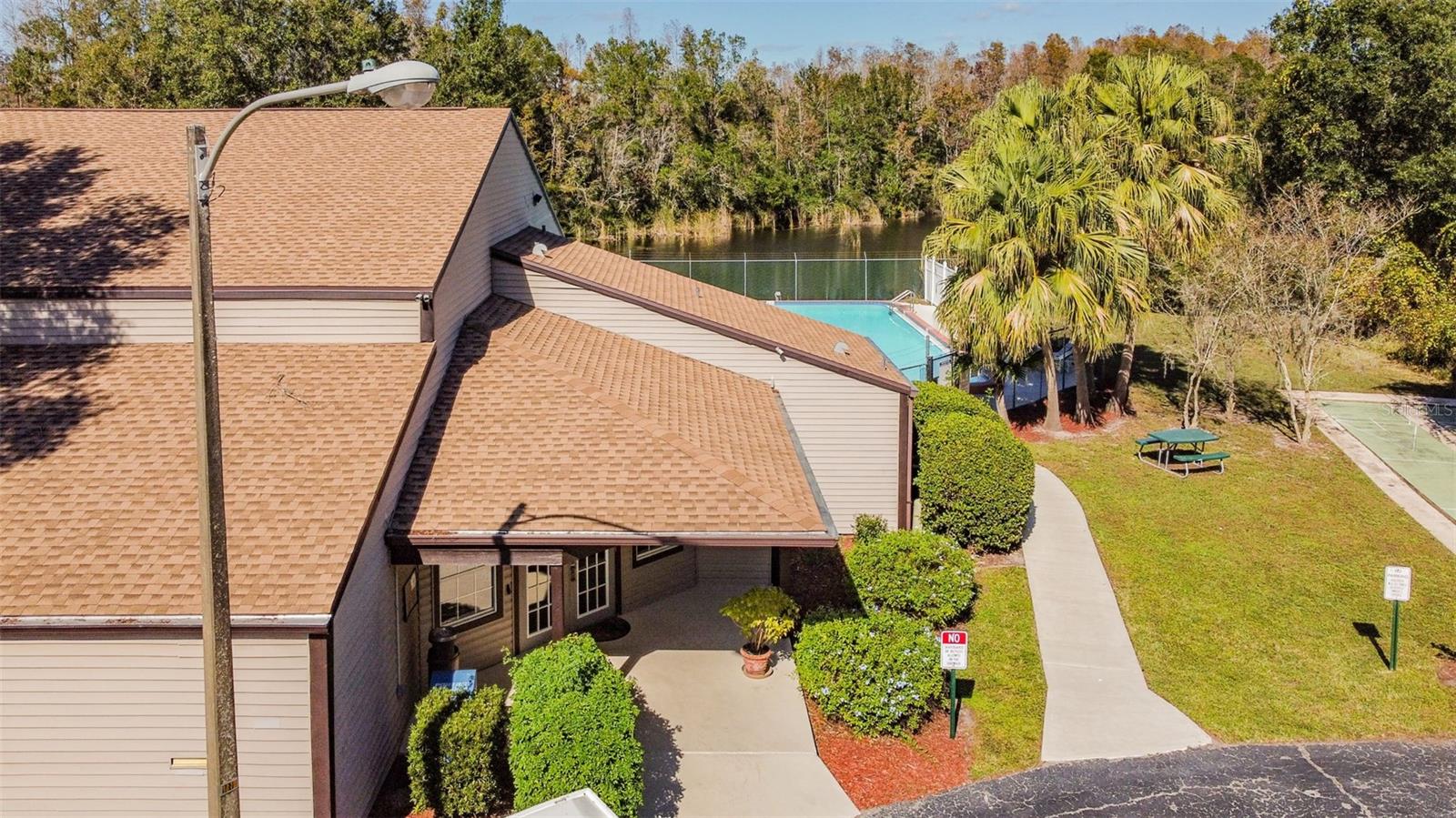 Listing photo id 14 for 11550 Baywood Meadows Drive 7