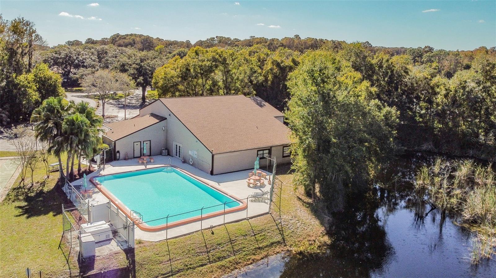 Listing photo id 20 for 11550 Baywood Meadows Drive 7
