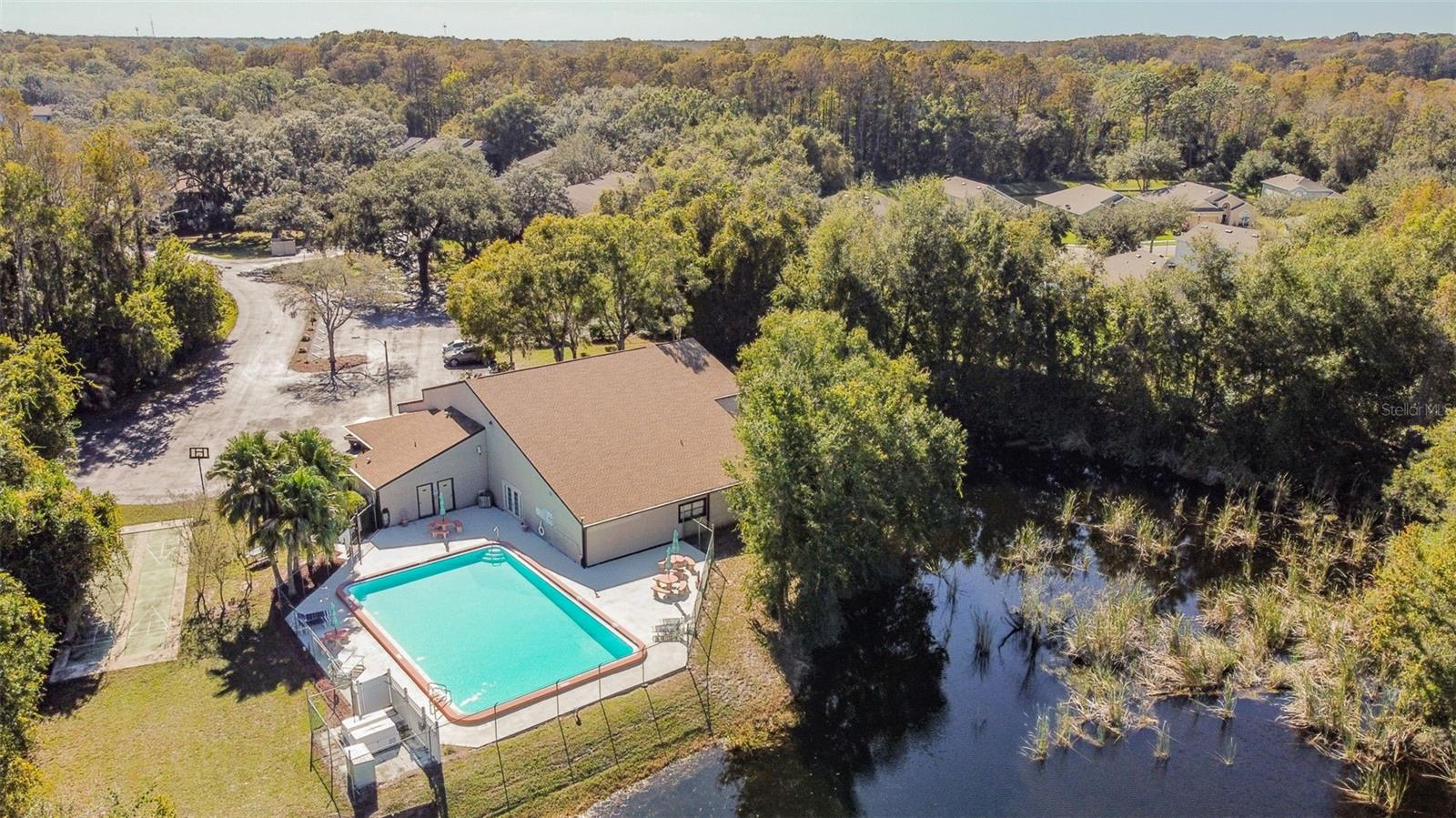 Listing photo id 21 for 11550 Baywood Meadows Drive 7