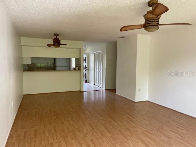 Listing photo id 4 for 11550 Baywood Meadows Drive 7