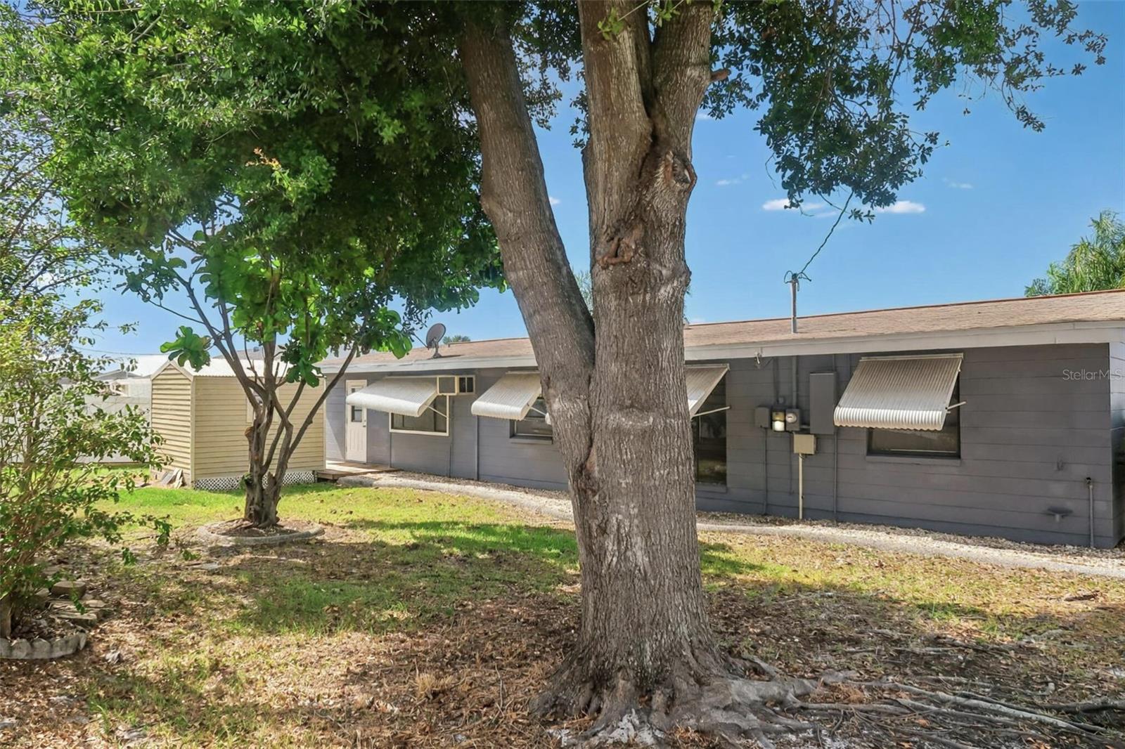 Image 12 of 30 For 806 Oakmont Avenue