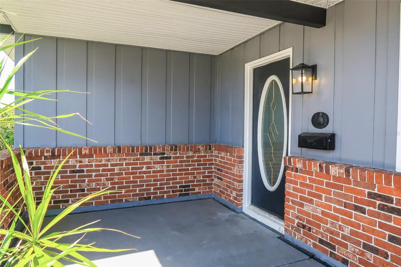 Image 3 of 30 For 806 Oakmont Avenue