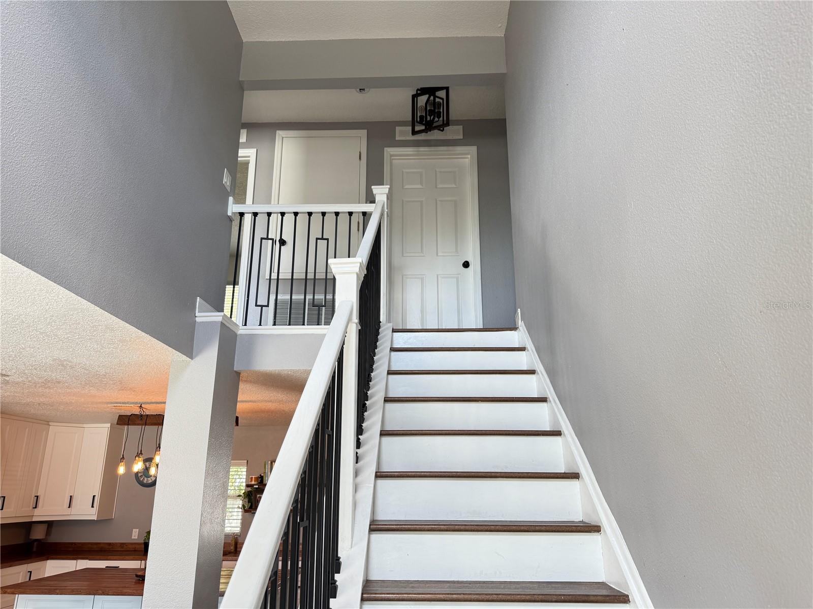 Image 17 of 27 For 10056 Gifford Street