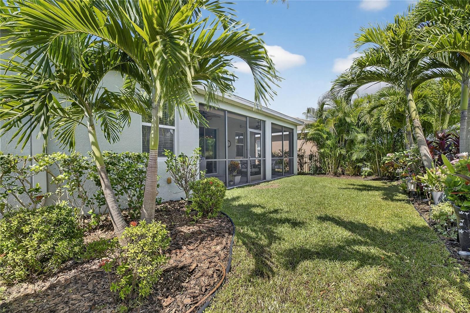 Image 4 of 65 For 6313 Sunsail Place