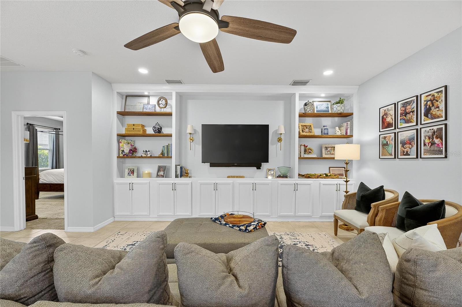 Image 7 of 65 For 6313 Sunsail Place