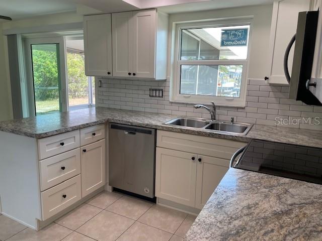 Image 10 of 13 For 13636 Veronica Drive