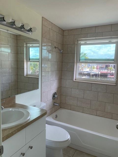 Image 11 of 13 For 13636 Veronica Drive