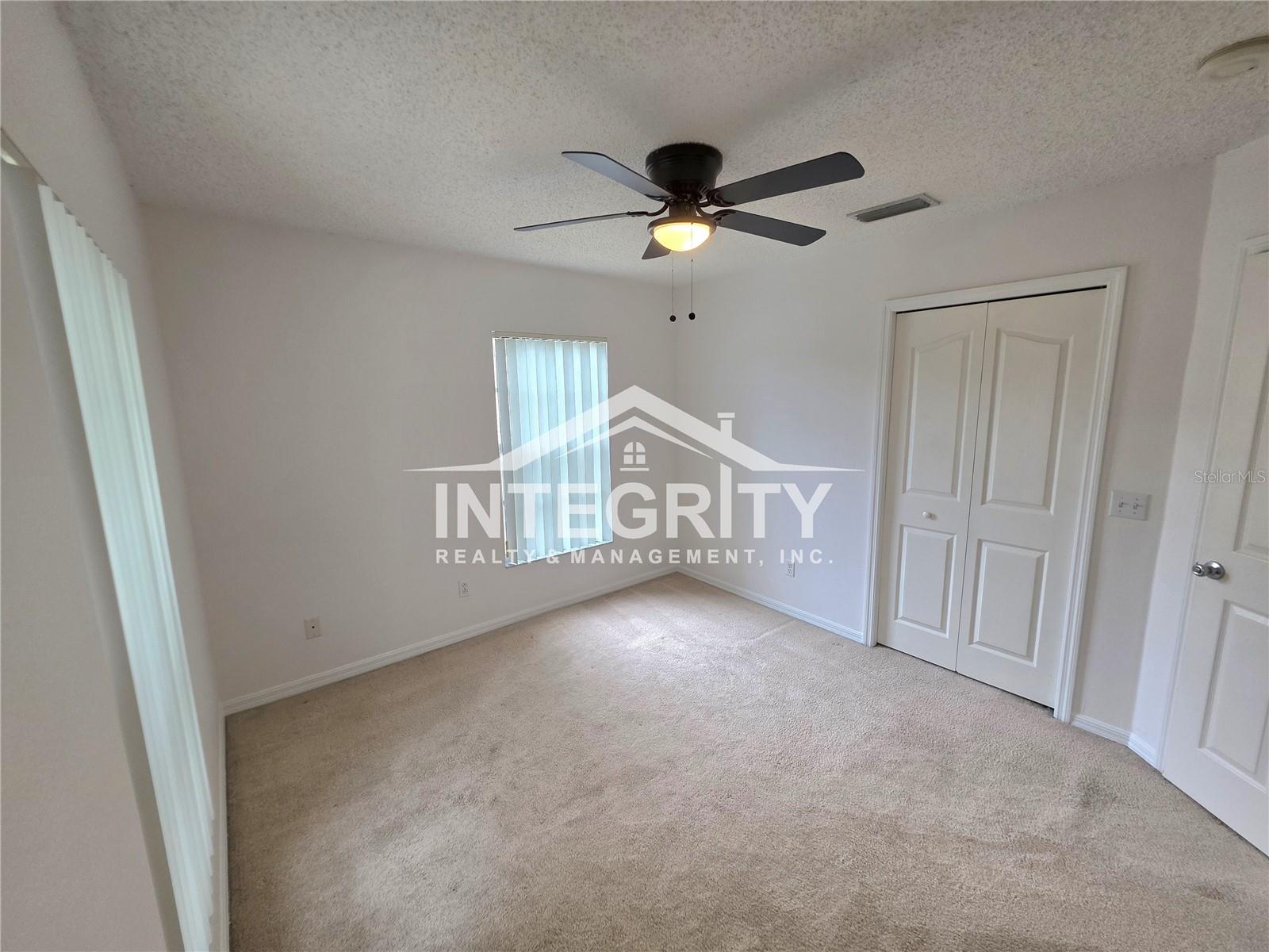Image 21 of 26 For 10107 Farmingdale Place