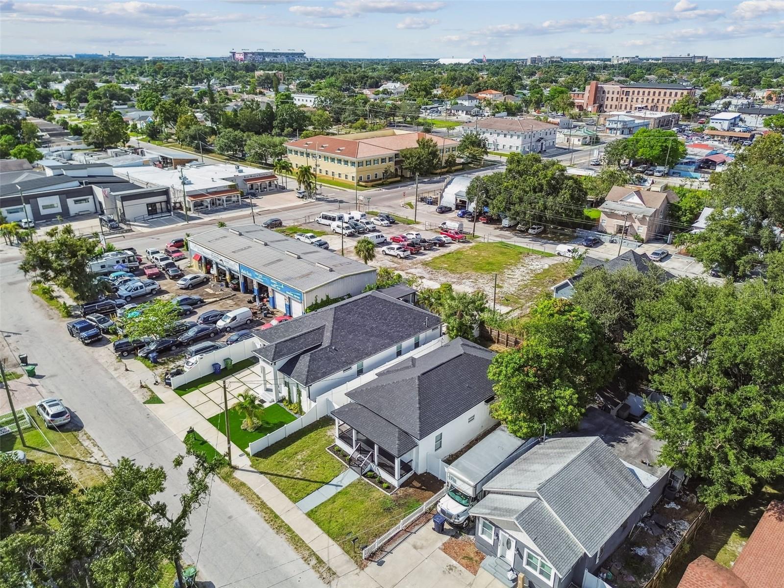 Image 50 of 62 For 2331 St John Street