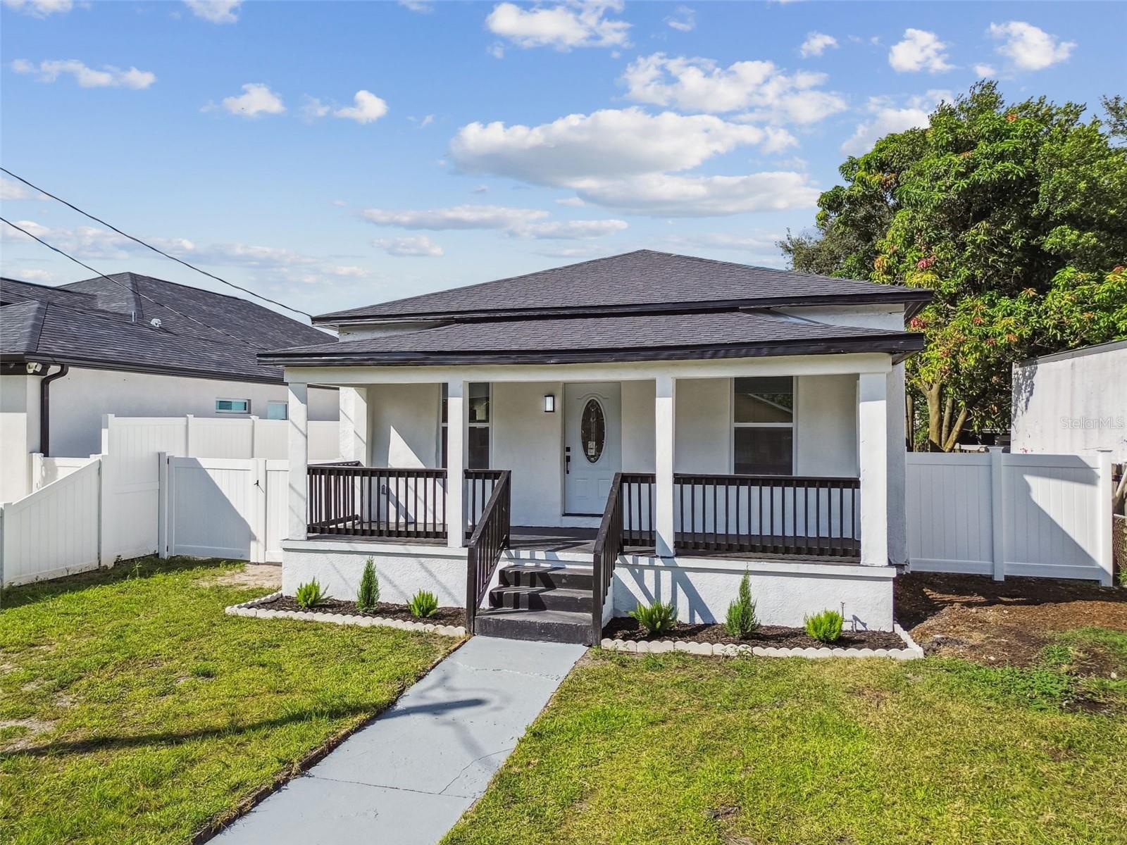 Image 57 of 62 For 2331 St John Street