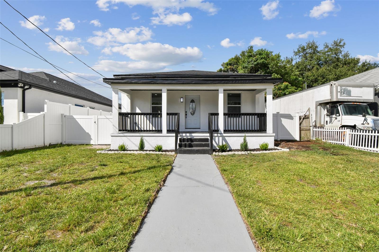 Image 60 of 62 For 2331 St John Street