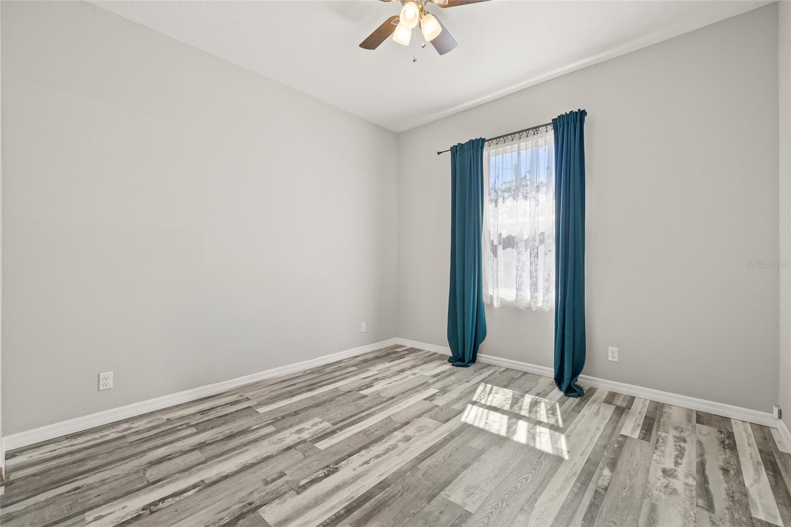 Image 12 of 41 For 3506 22nd Avenue
