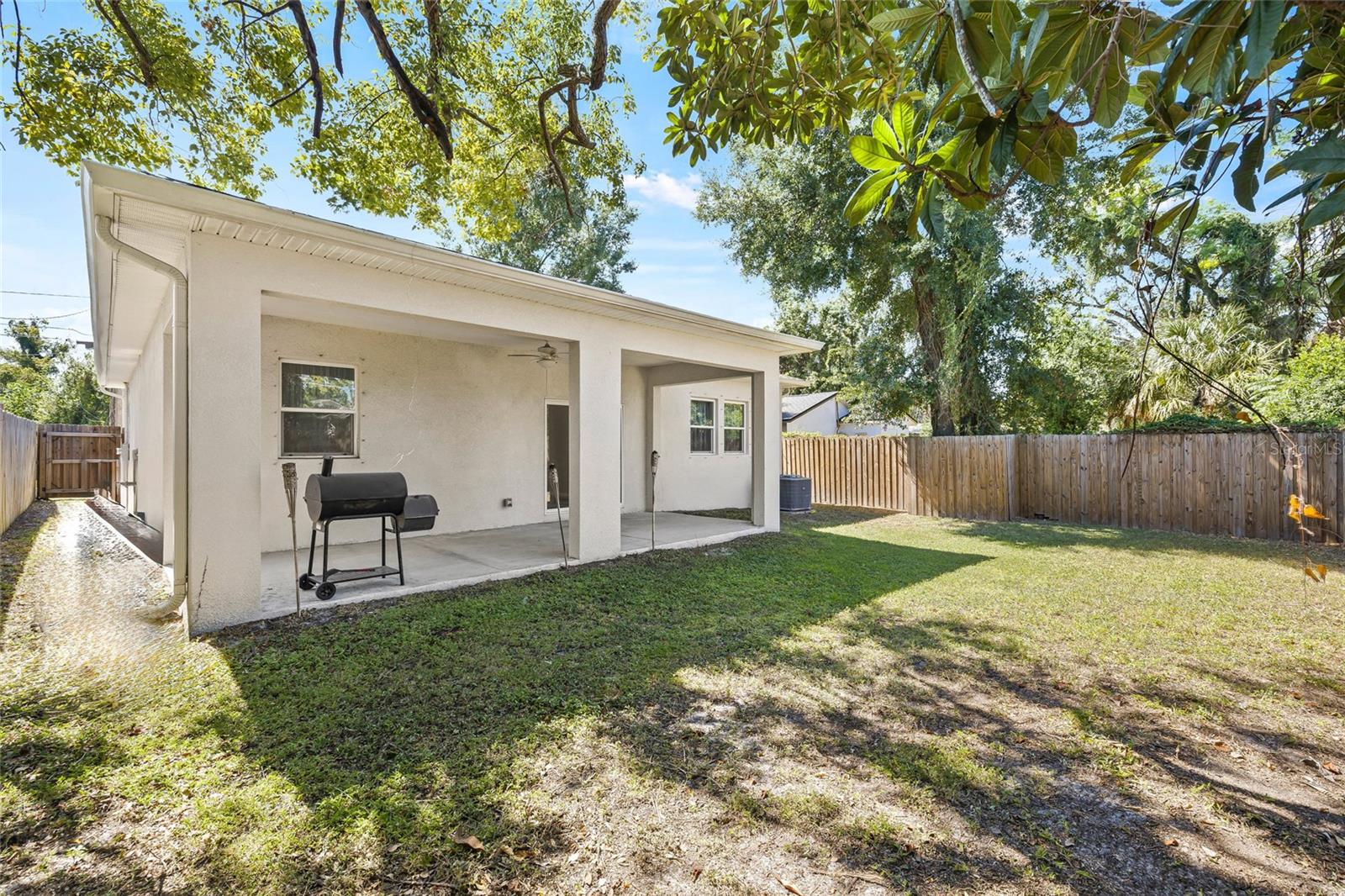 Image 22 of 41 For 3506 22nd Avenue