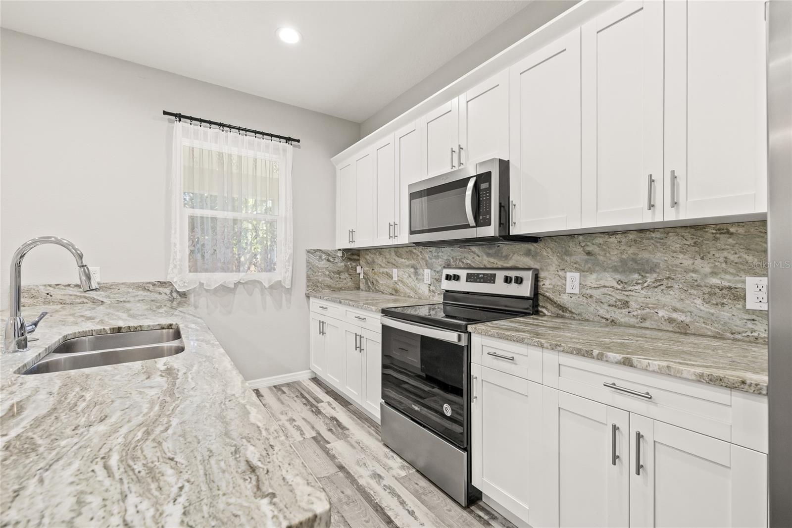 Image 33 of 41 For 3506 22nd Avenue